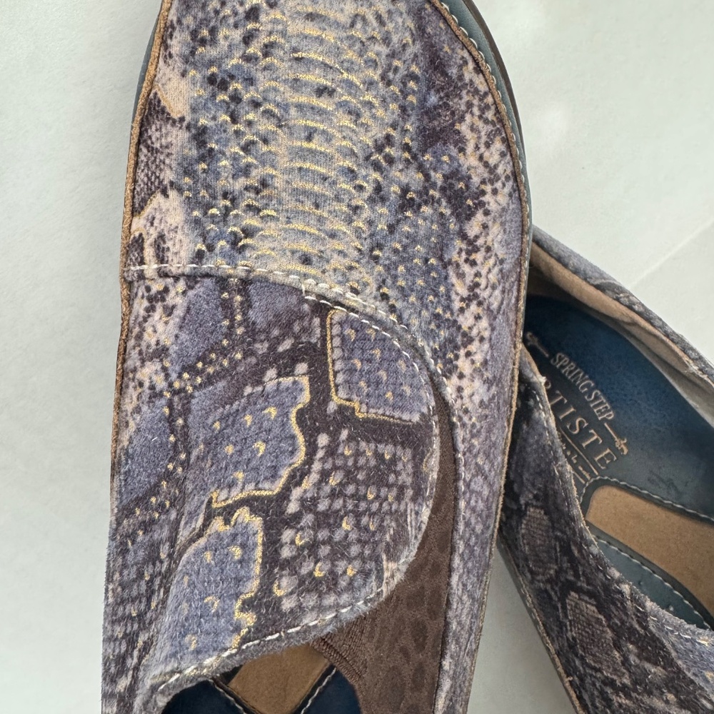 Spring Step Women's L'artiste-Burbank Python Blu … - image 2